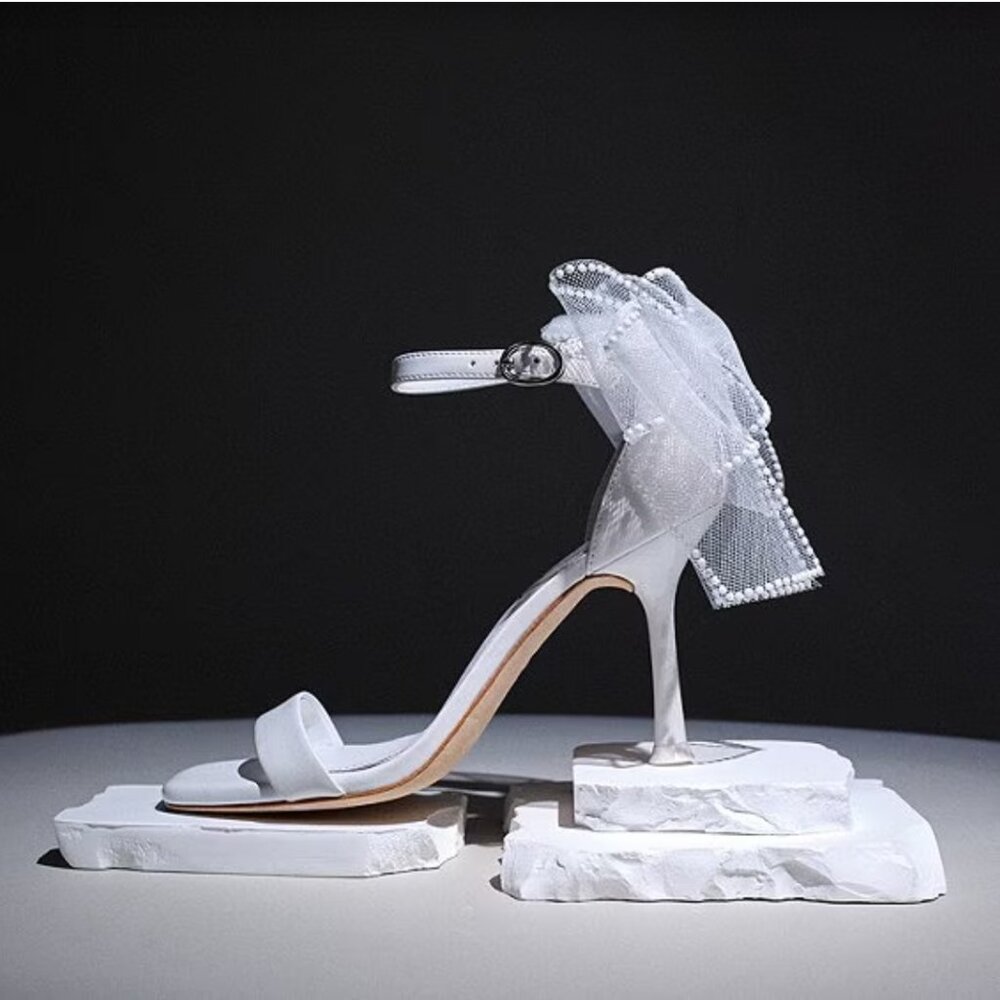 DELTAN BOW DRESS SANDALS (8.5) - Picture 2 of 13